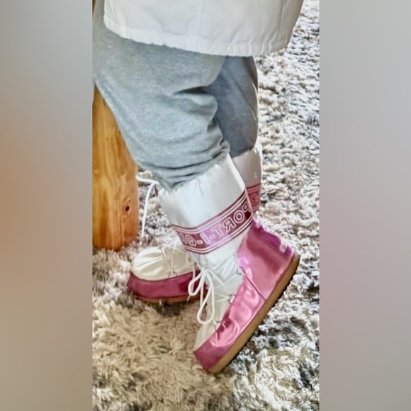 Donald J Pliner Sport-i-que “Do it Big” snow boots - Picture 8 of 11